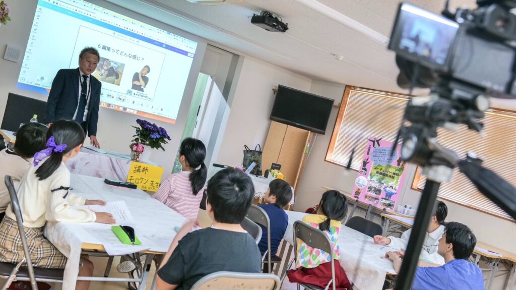 熊本 子ども 習い事 動画編集 キャリアガーデン 開校 株式会社ミセカタ 諸藤健太郎 授業風景 SNS教育 SNS講座 職業講話